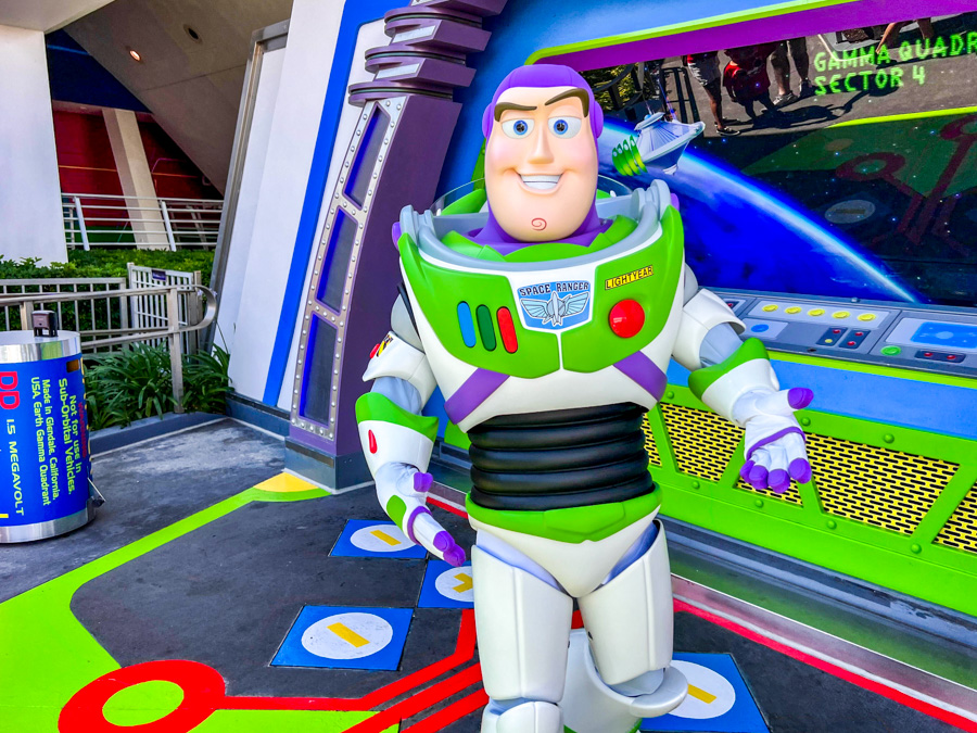 Buzz Lightyear Meet and Greet Returns to Magic Kingdom Tomorrowland