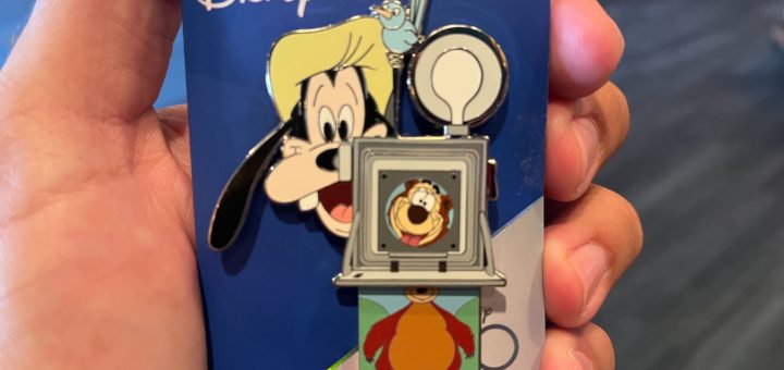 Goofy and Hunphrey's pin