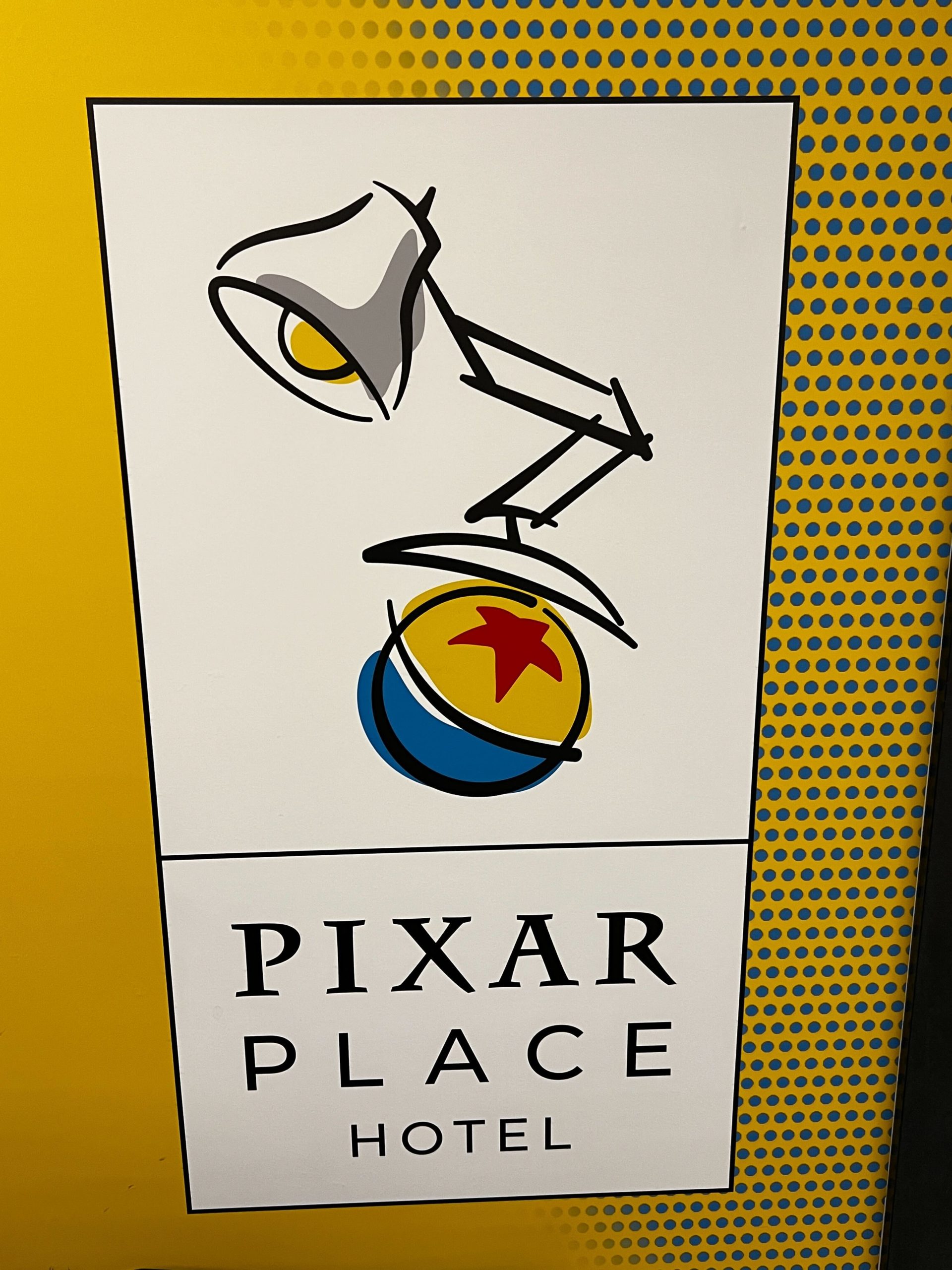 Pixar Place Hotel/Lobby