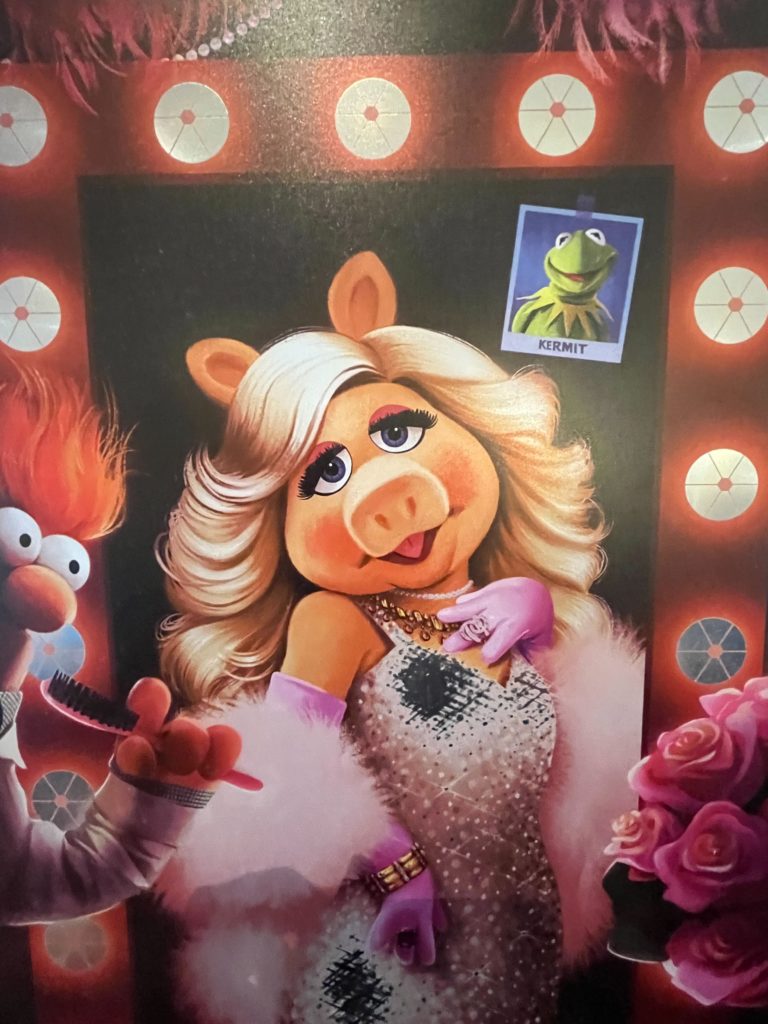 Ms. piggy print town Square theater