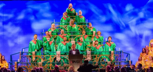 Candlelight Processional dining package