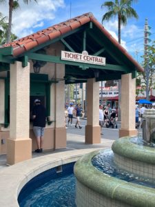 Hollywood Studios New Guest Services Location