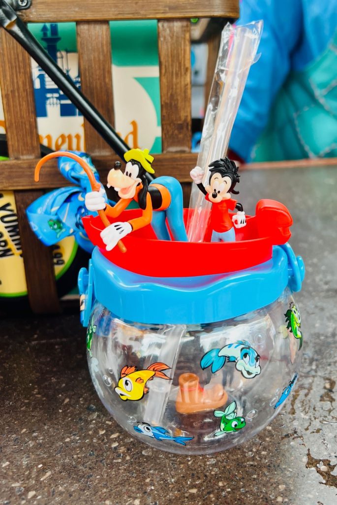New Goofy & Max Toontown Sipper Disneyland 2023