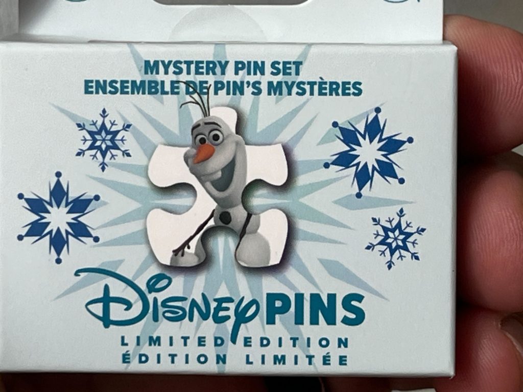 Frozen Mystery Pin Set Olaf