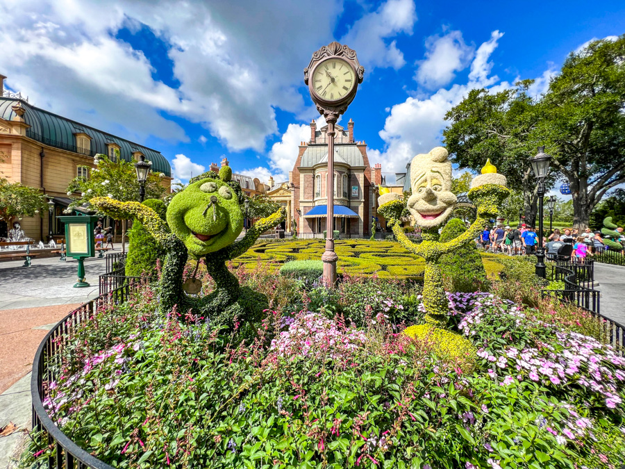 France Pavilion Topiaries Flower and Garden Festival Beauty and the Beast Stock