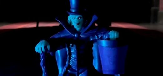 Hatbox Ghost Sipper