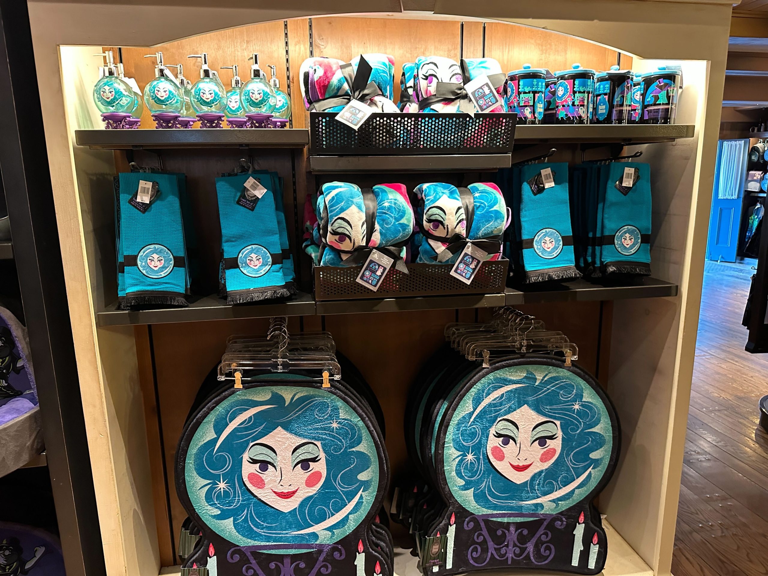 Haunted Mansion Madame Leota - 4 Pack Disney Iron On Patch – My Magical  Disney Shopper