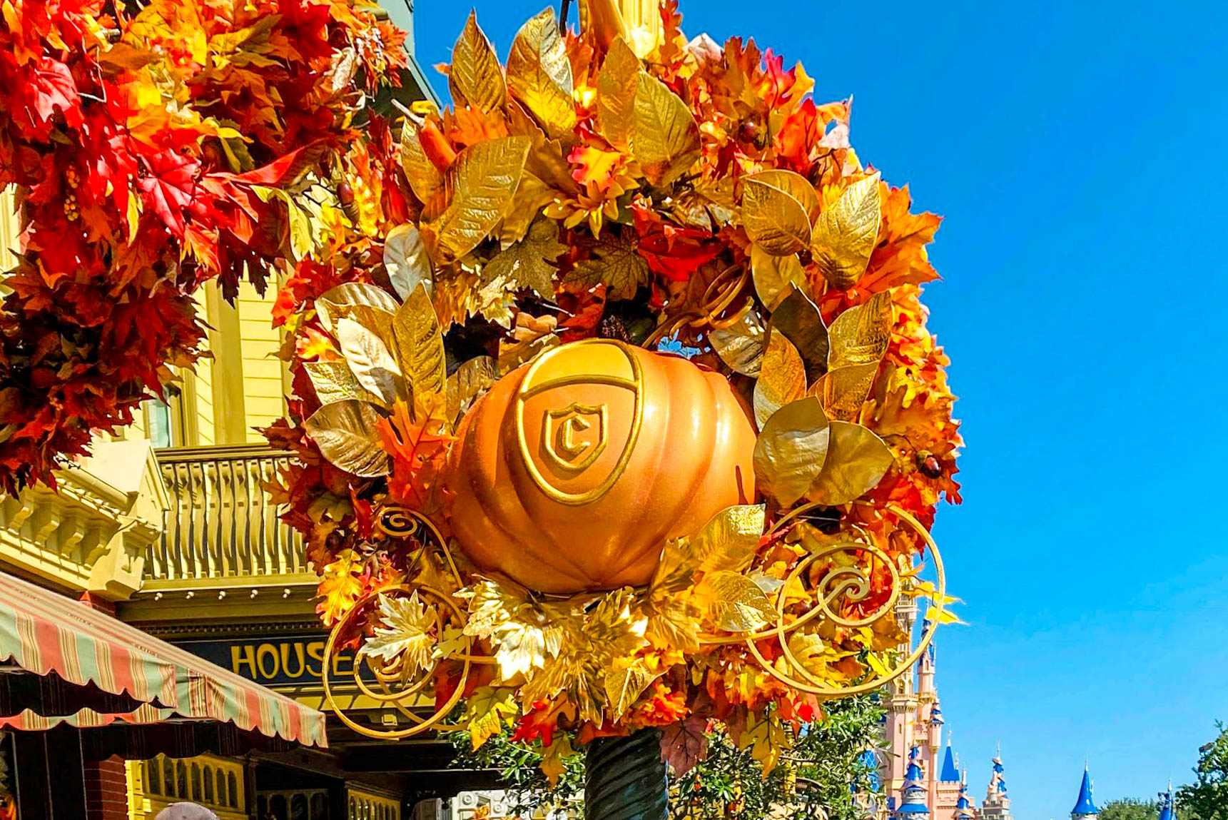 Cinderella Pumpkin Carriage Wreath in 2021