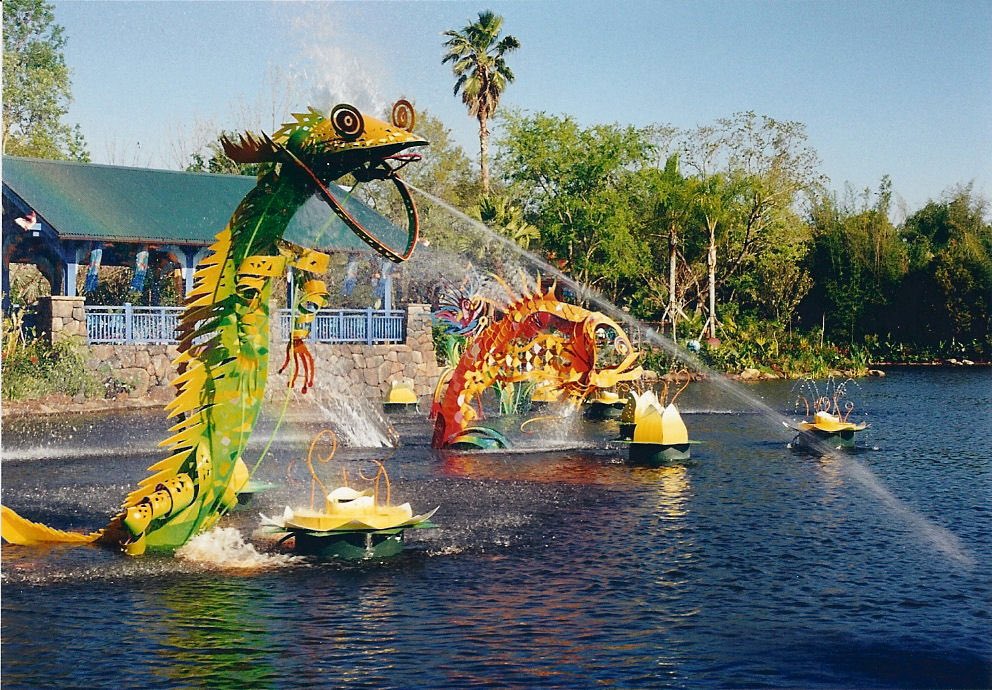Discovery River Boats Dragon