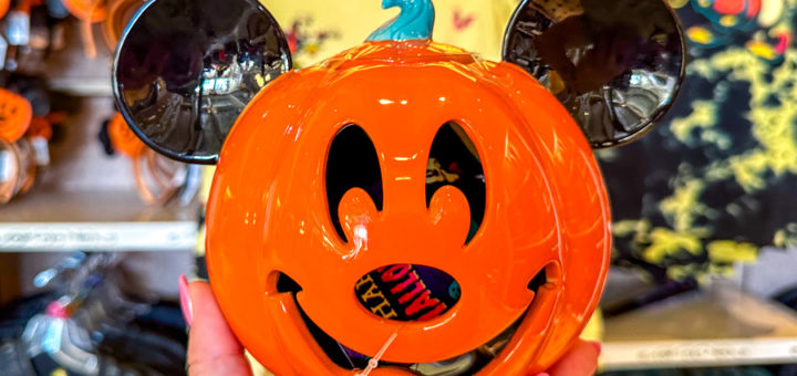 Magic Kingdom Halloween Home Decor Mickey Pumpkin Candy Holder