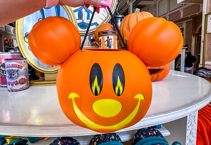 Magic Kingdom Halloween Home Decor Mickey Pumpkin Trick or Treat Bucket