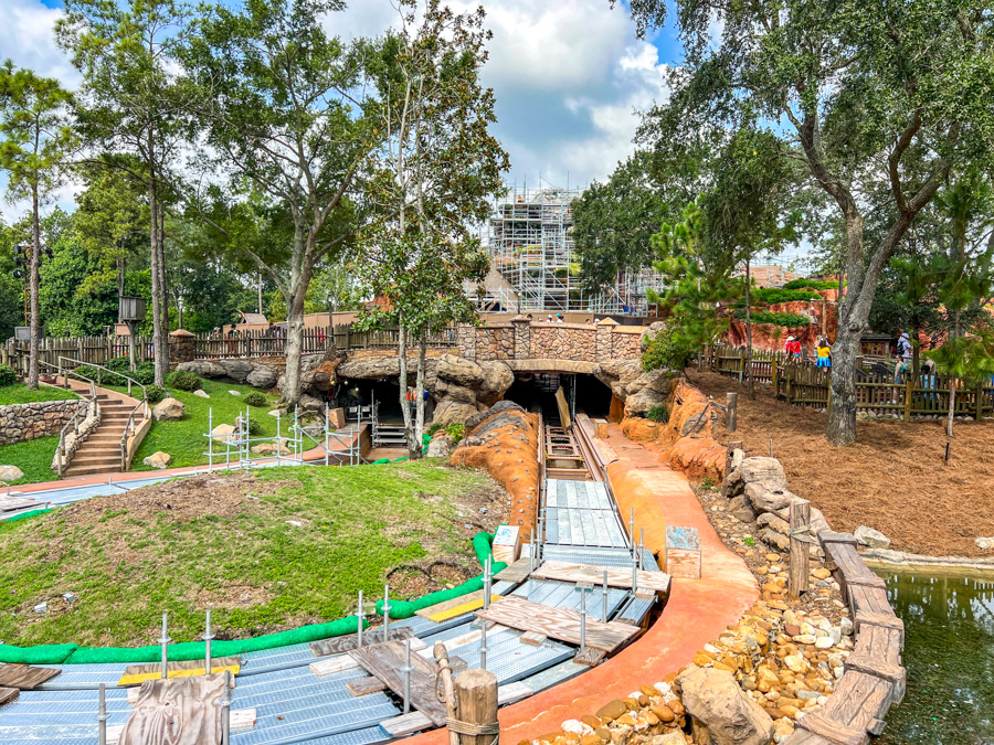 Splash Mountain Tiana's Bayou Adventure Structure Construction Disney World