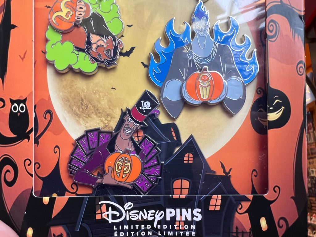 Disney's villains Halloween Pin Set