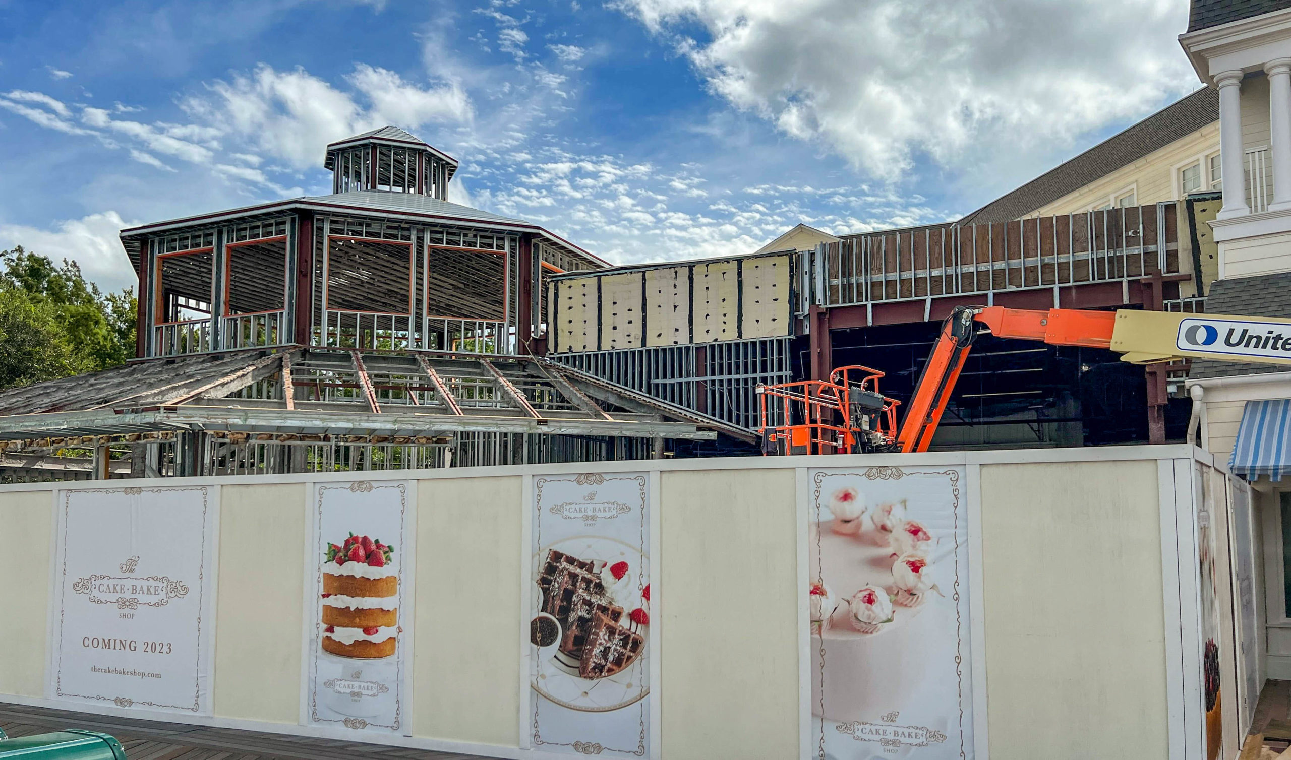 2023 Wdw Disneys Boardwalk Cake Bake Shop Construction 3 Scaled 