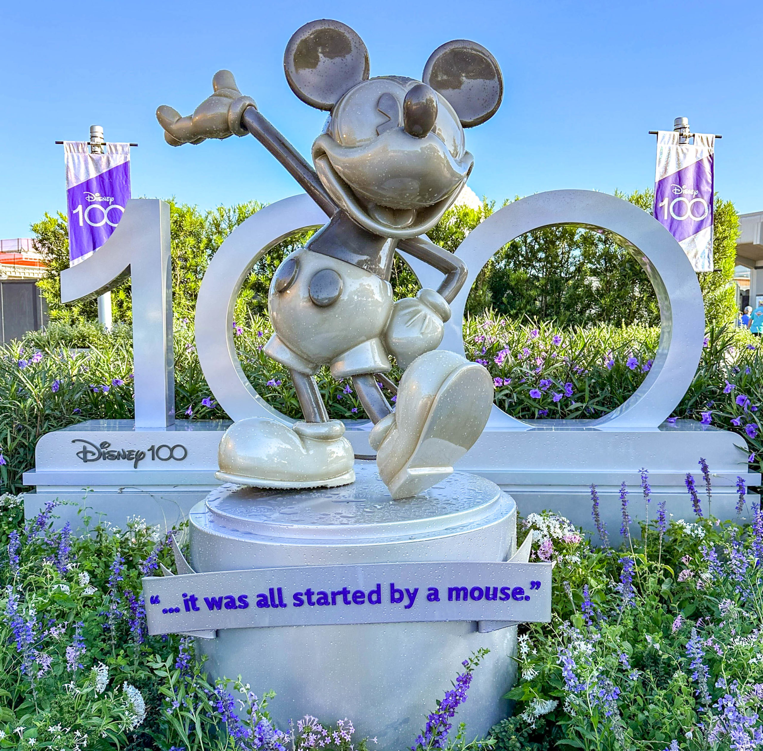 Platinum Disney100 Mickey Statue