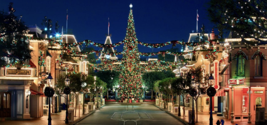 Disneyland Christmas Tree Main Street USA