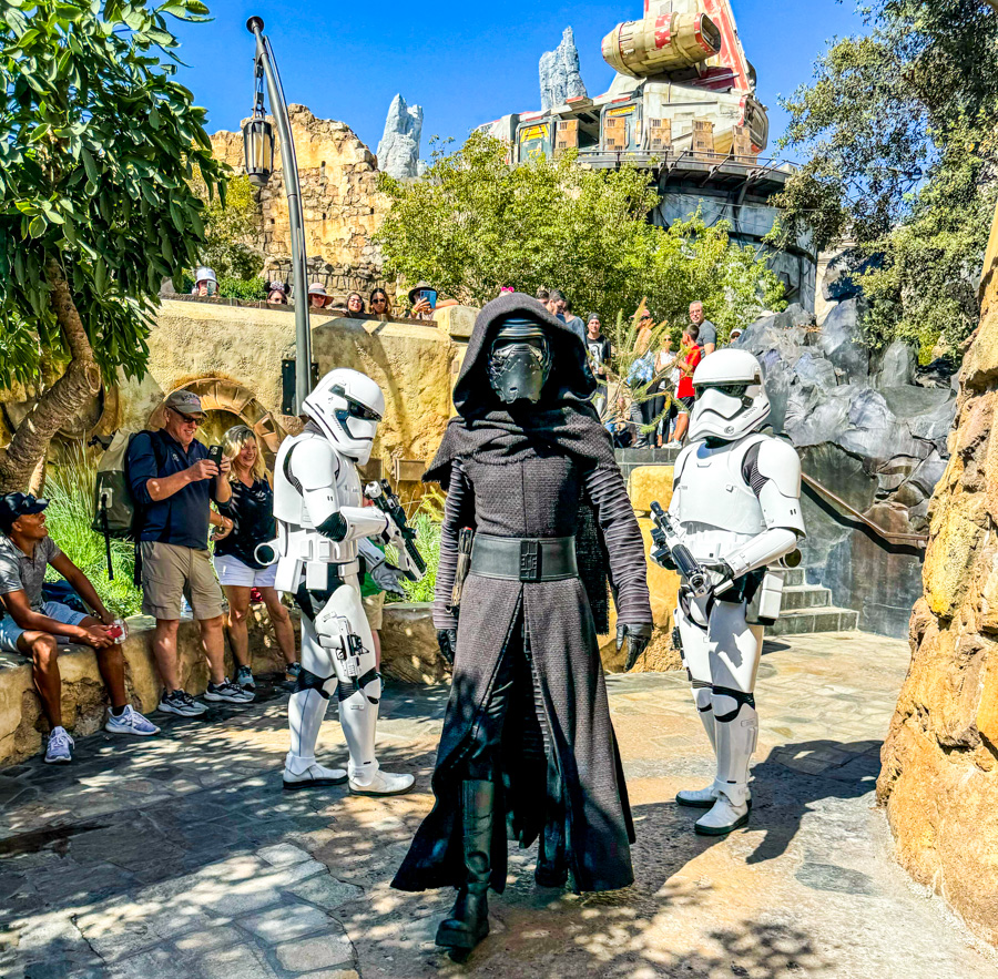 Star Wars Galaxy's Edge Disneyland Park Roaming Filming Kylo Ren