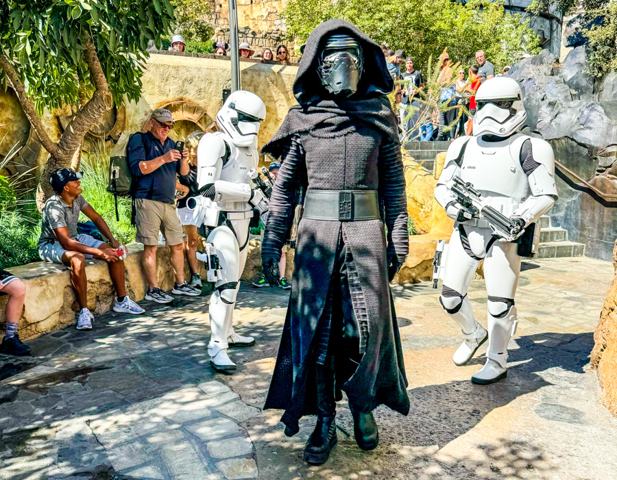 Star Wars Galaxy's Edge Disneyland Park Roaming Filming Kylo Ren