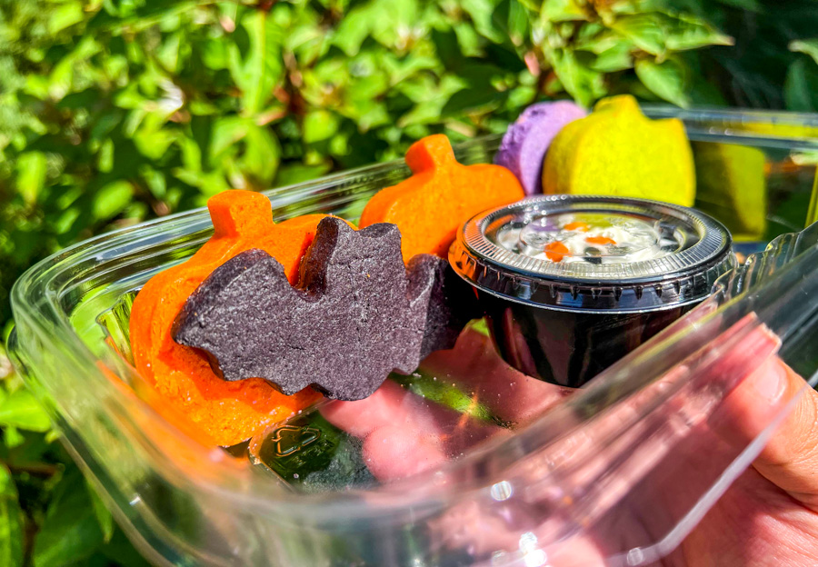 Trail's End Fort Wilderness Spooky Mini Cookies and Dipping Cream