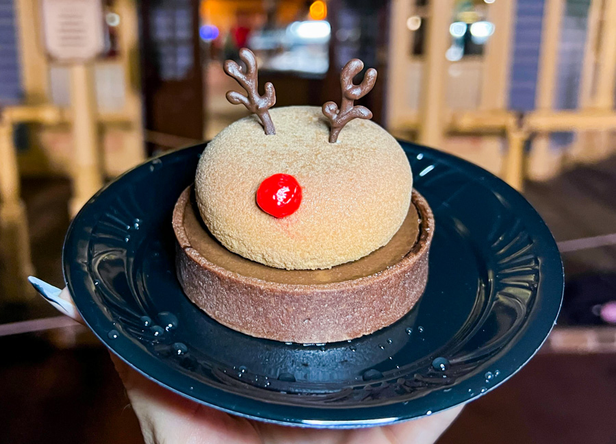 2023 Mickey's Very Merry Christmas Party Chocolate Eggnog Reindeer Pecos Bill