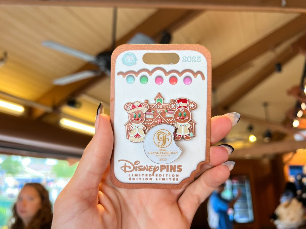 Walt Disney World Resort Gingerbread Pins Grand Floridian