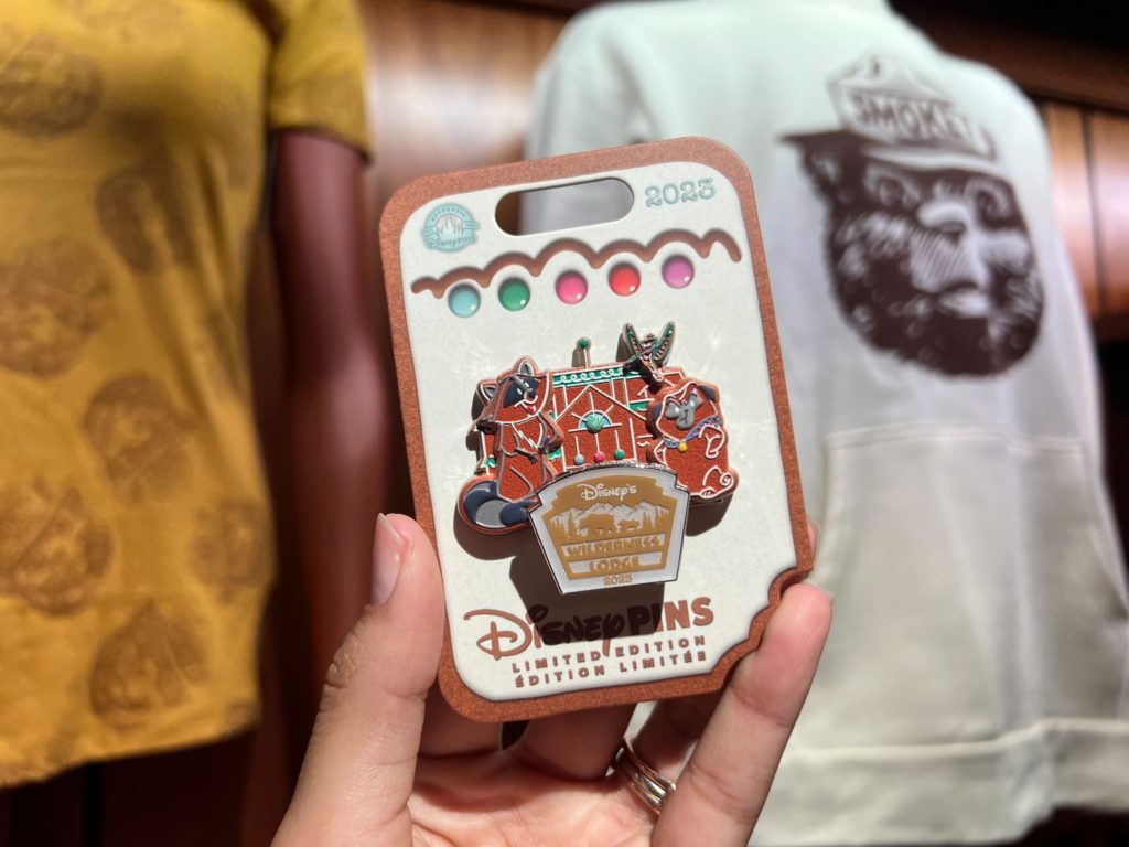 Wilderness Lodge Gingerbred pin