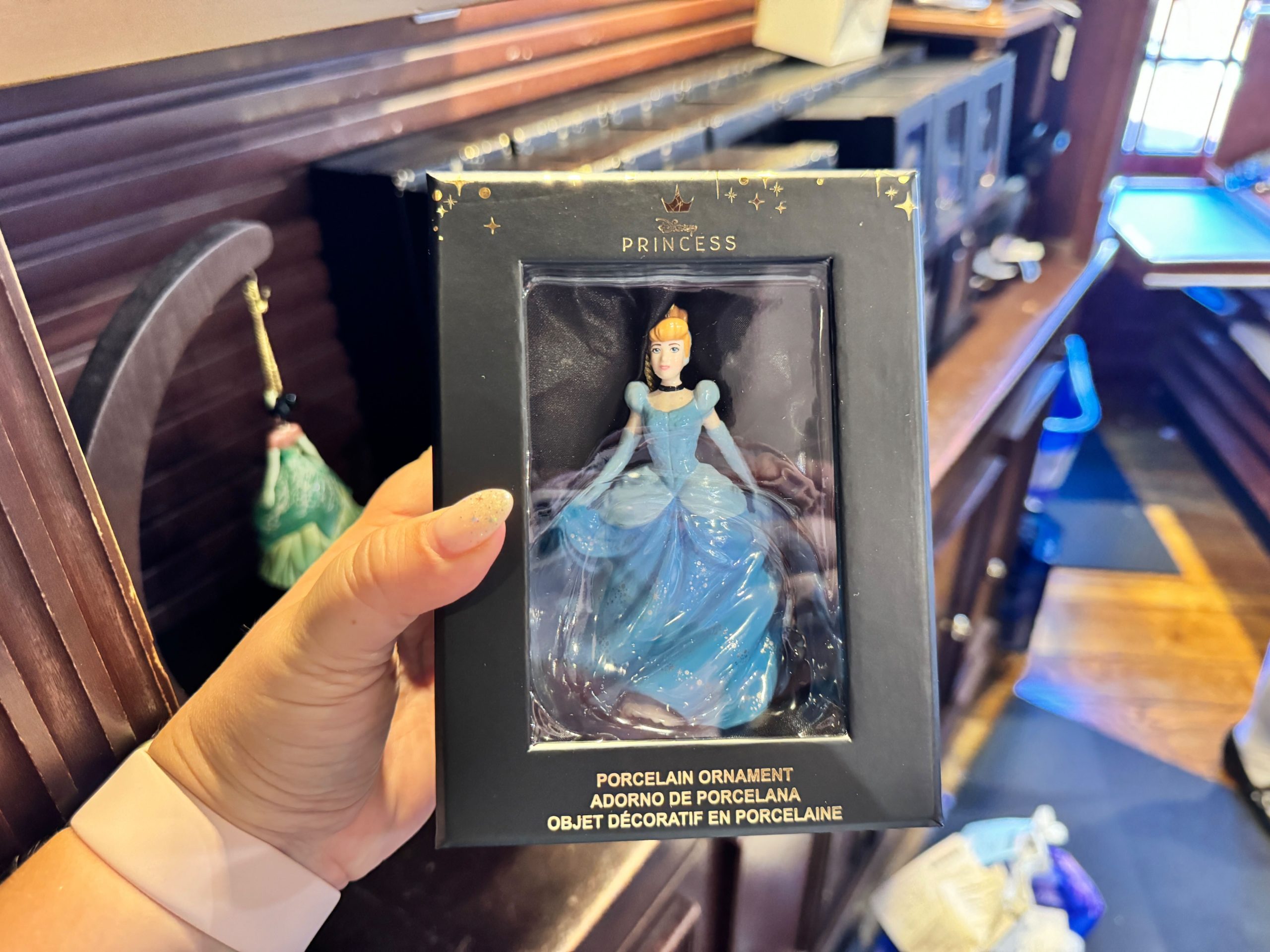 Disney Princess Porcelain Ornaments Arrive in Magic Kingdom ...