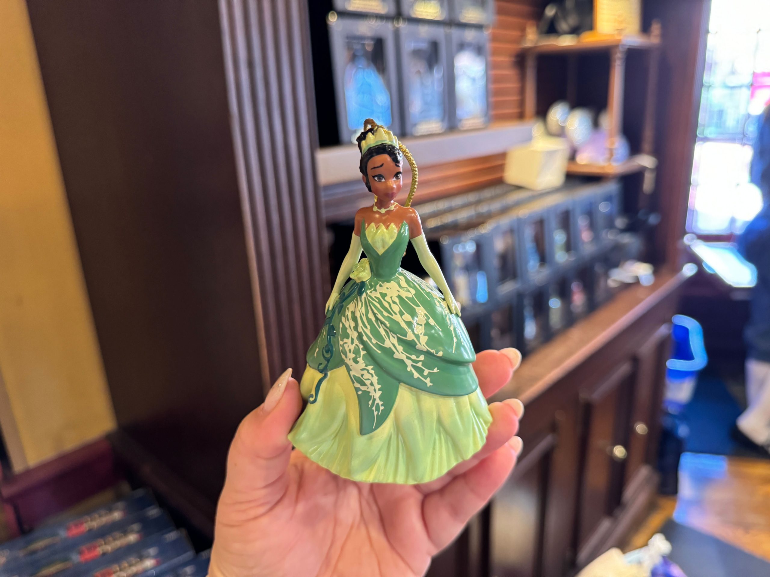 Disney Princess Porcelain Ornaments Arrive in Magic Kingdom
