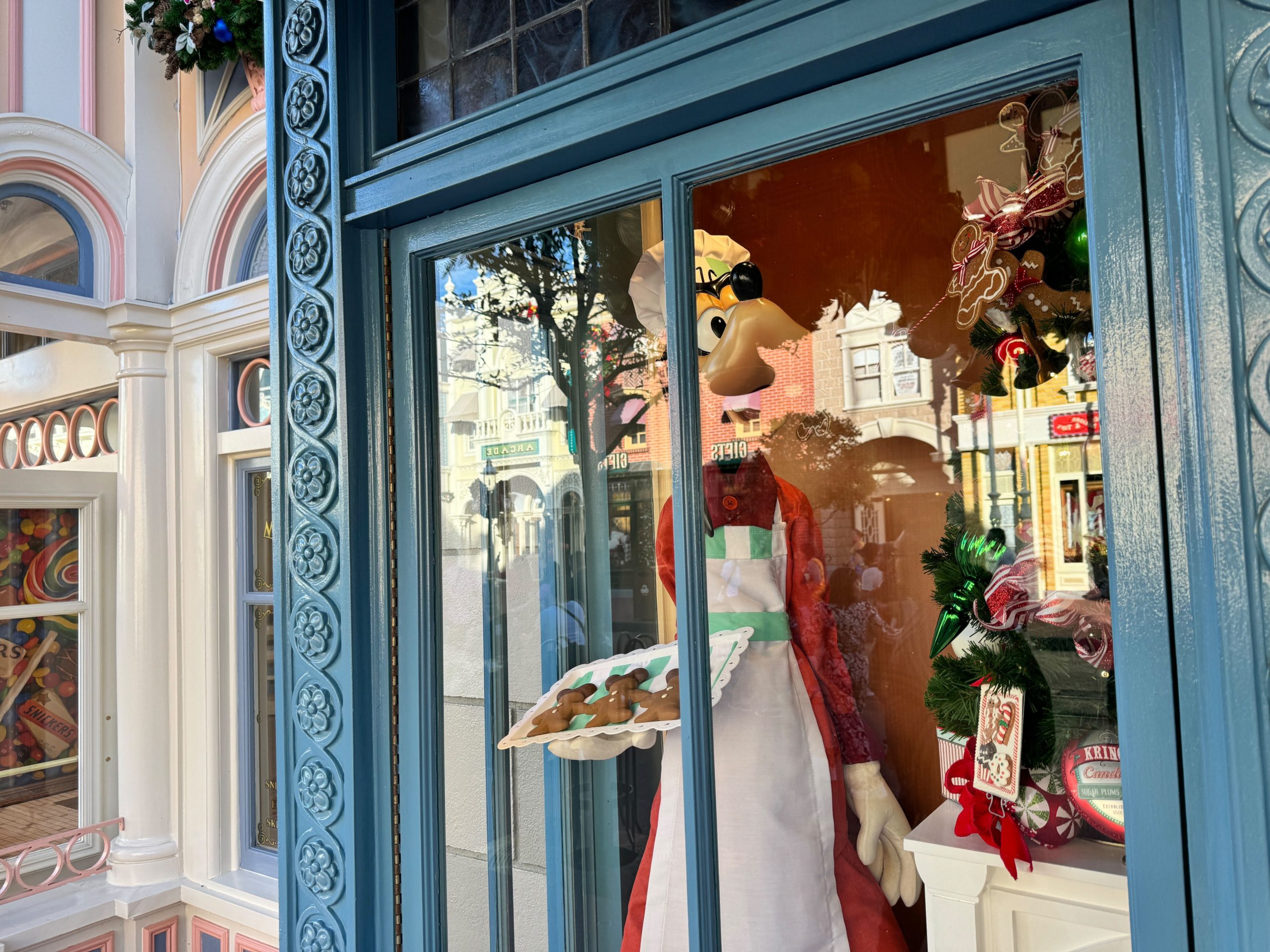 main street confectionery holiday windows