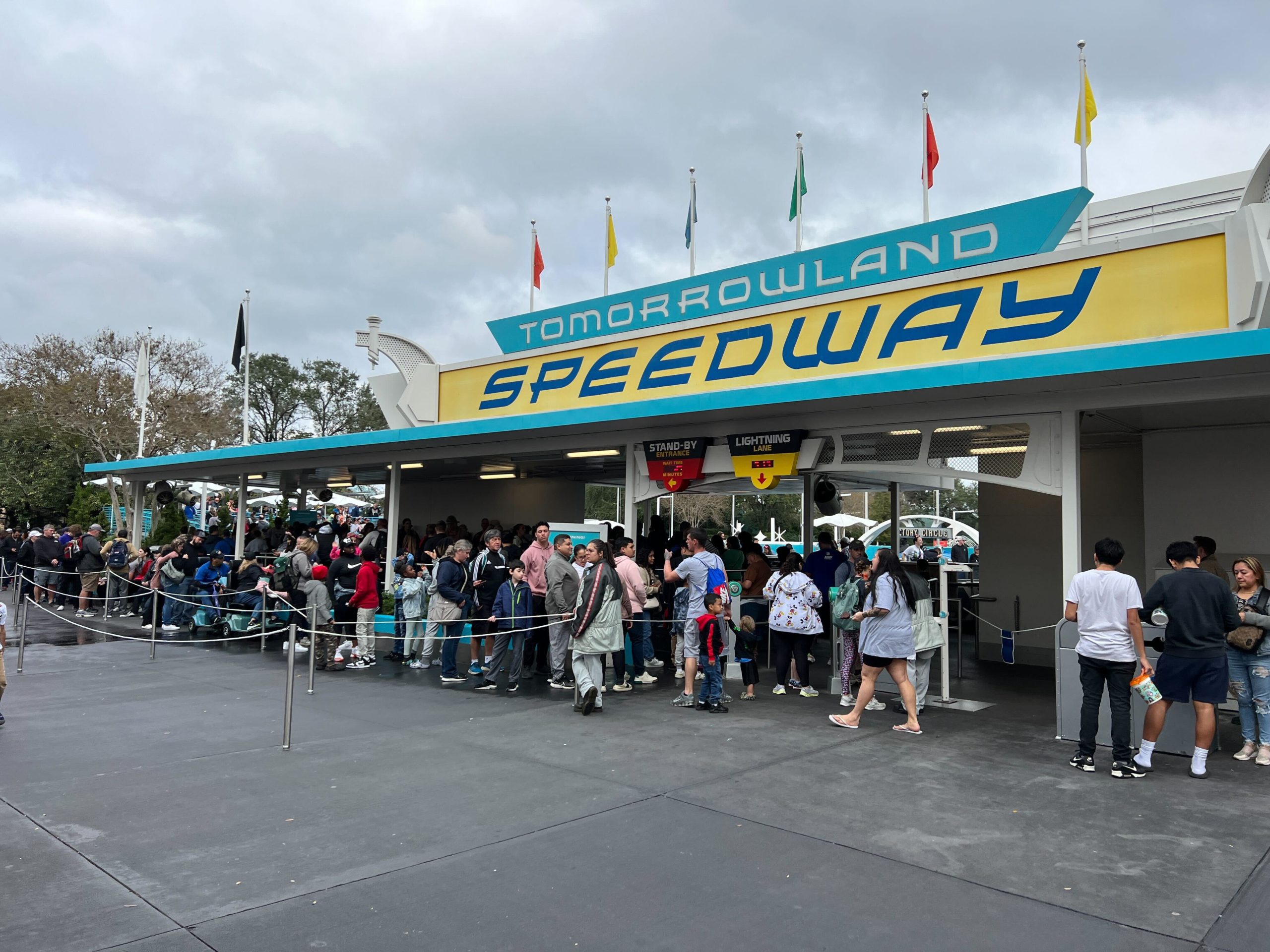 Tomorrowland Speedway lines and wait times for December 28th, 2023