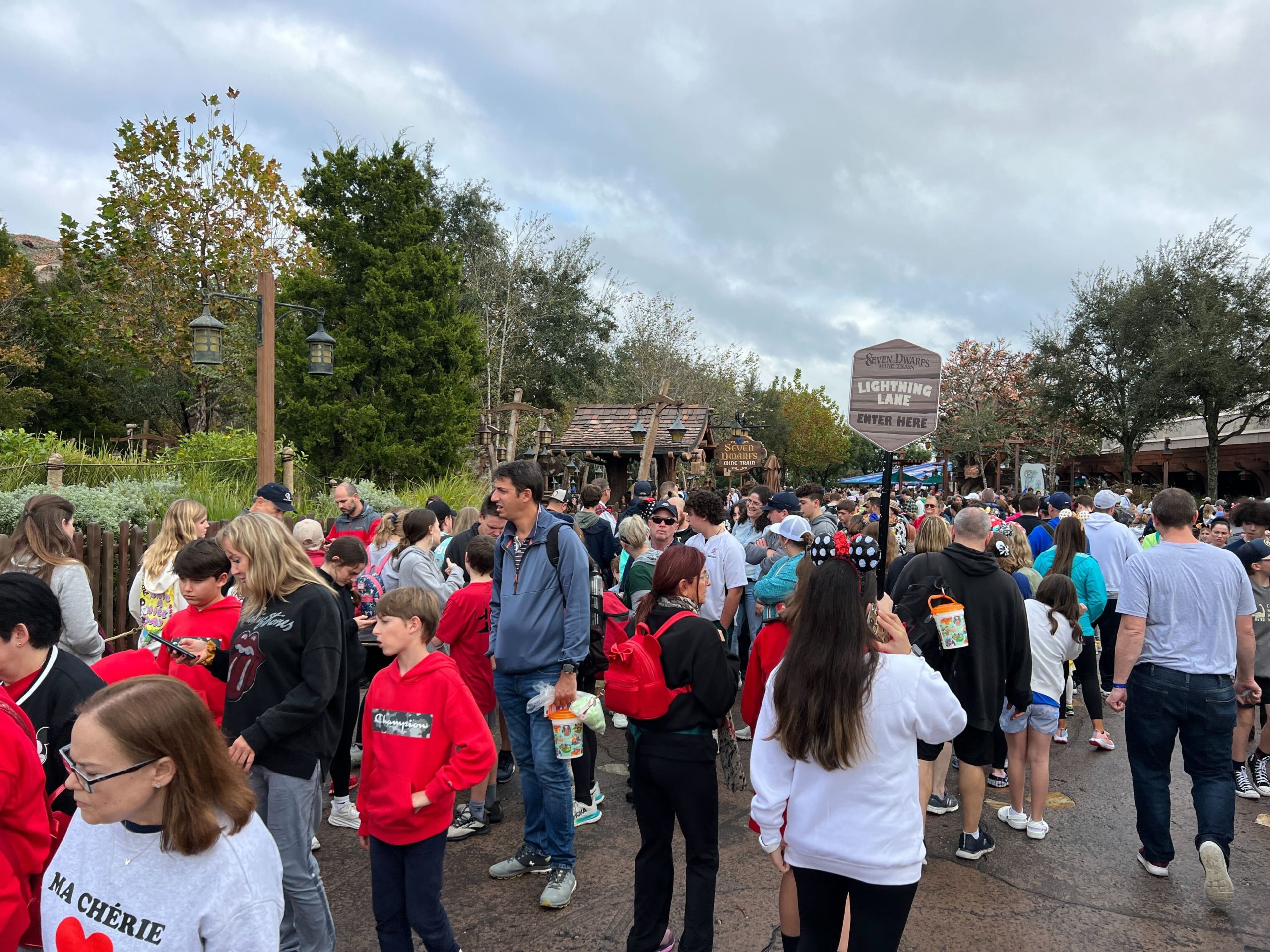 Ridiculously long line for Seven Dwarfs Mine Train on December 28th, 2023