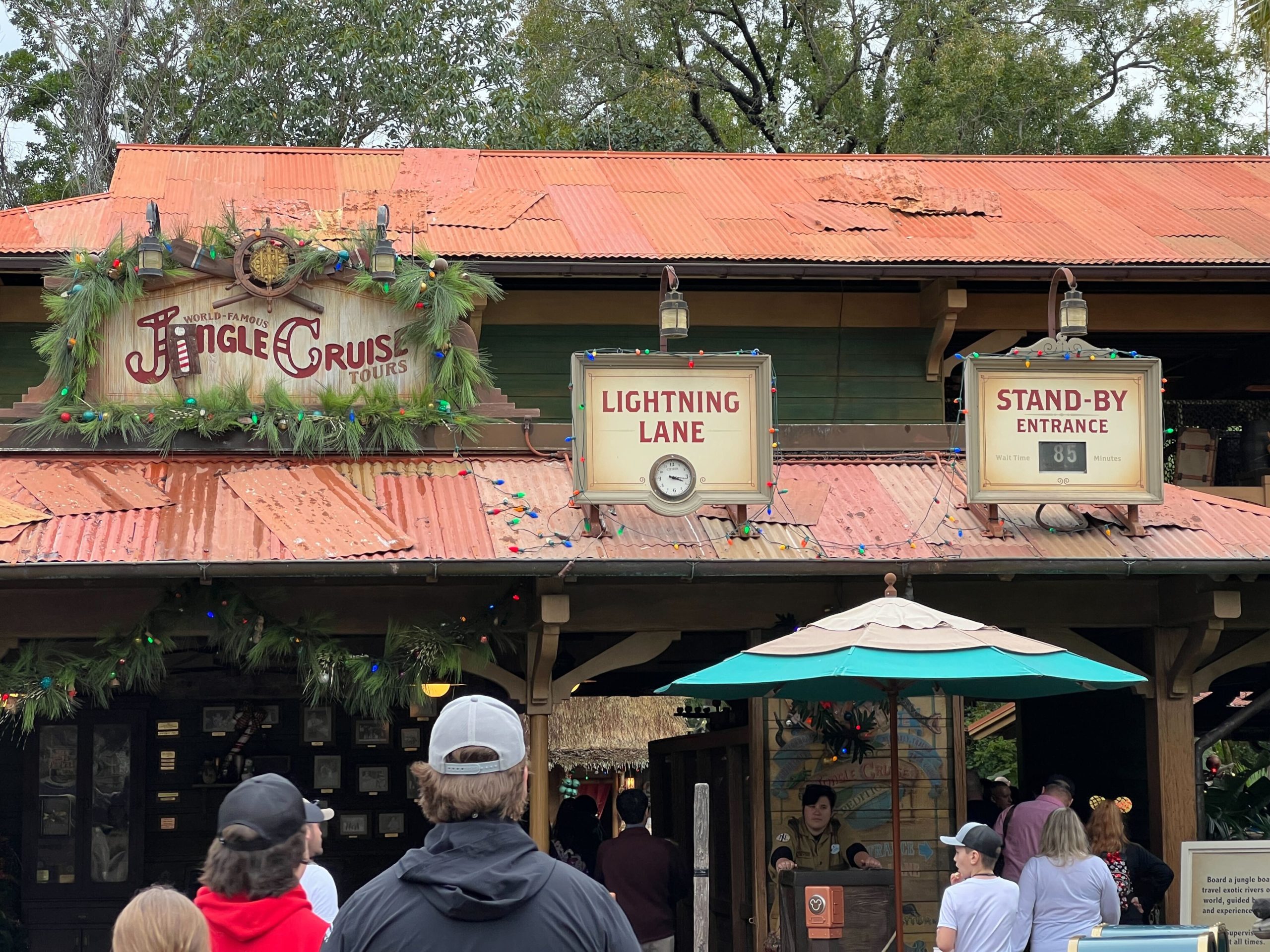 Jingle Cruise wait times for December 28th, 2023