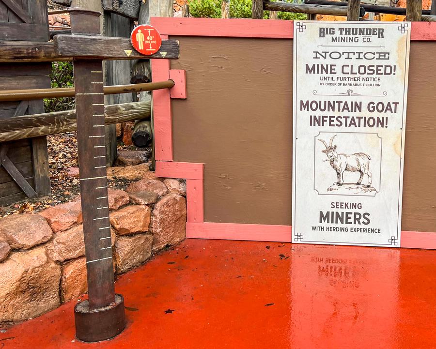 Big Thunder Mountain Railroad Disney World Closed Height Requirement Sign