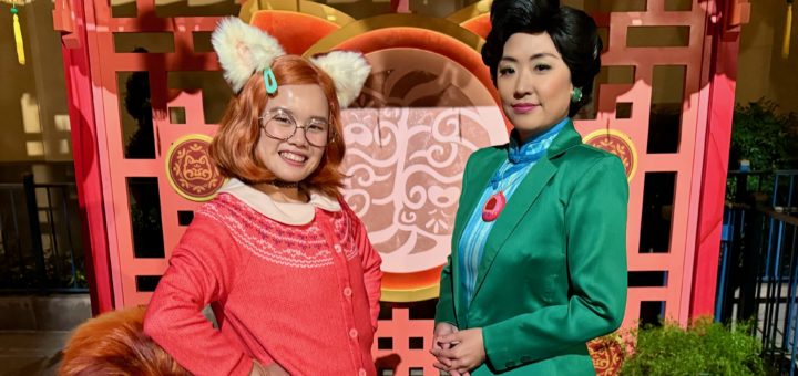 Mei Mei and Ming Lee Meet and Greet Disney California Adventure Lunar New Year