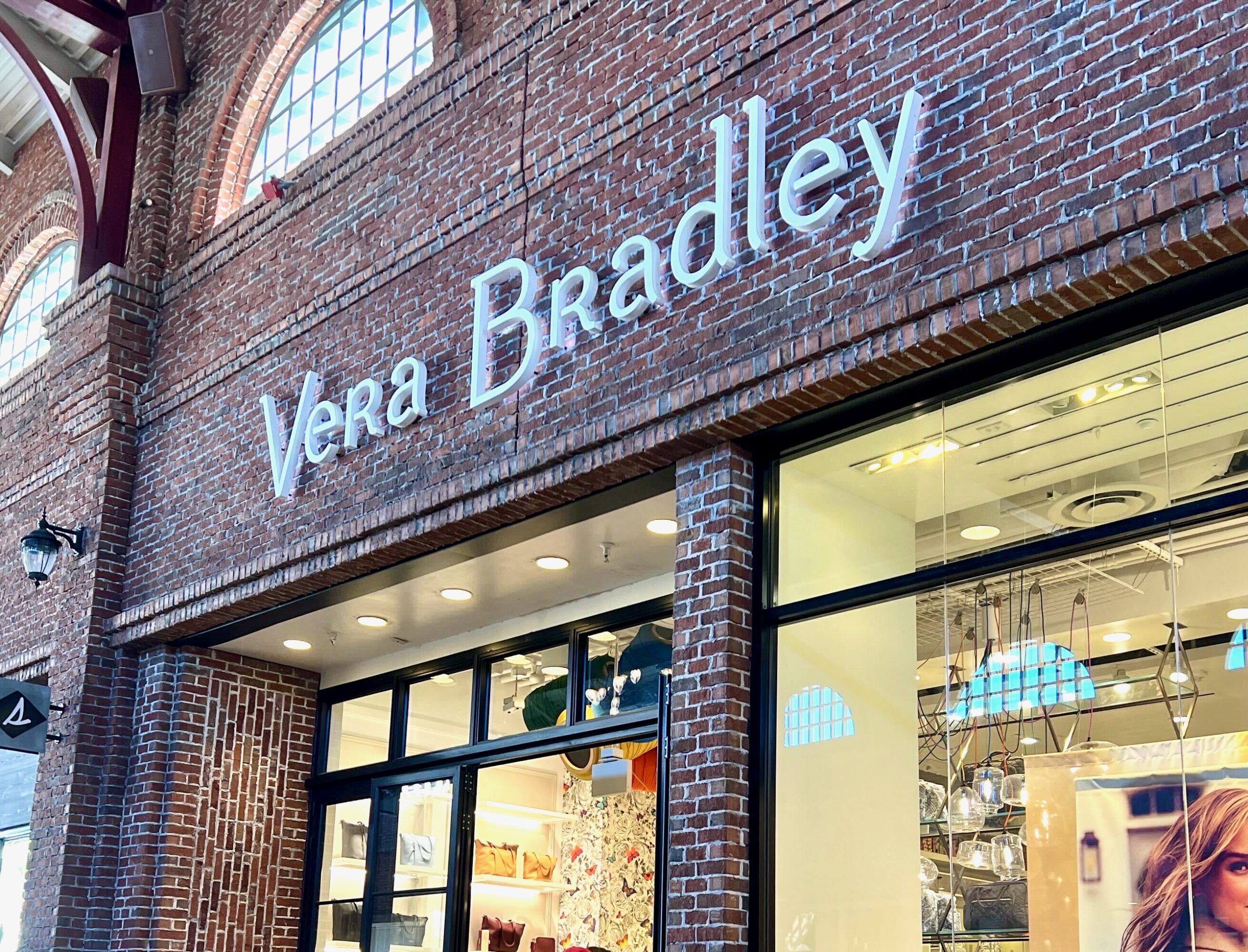 Vera Bradley Storefront Disney Springs