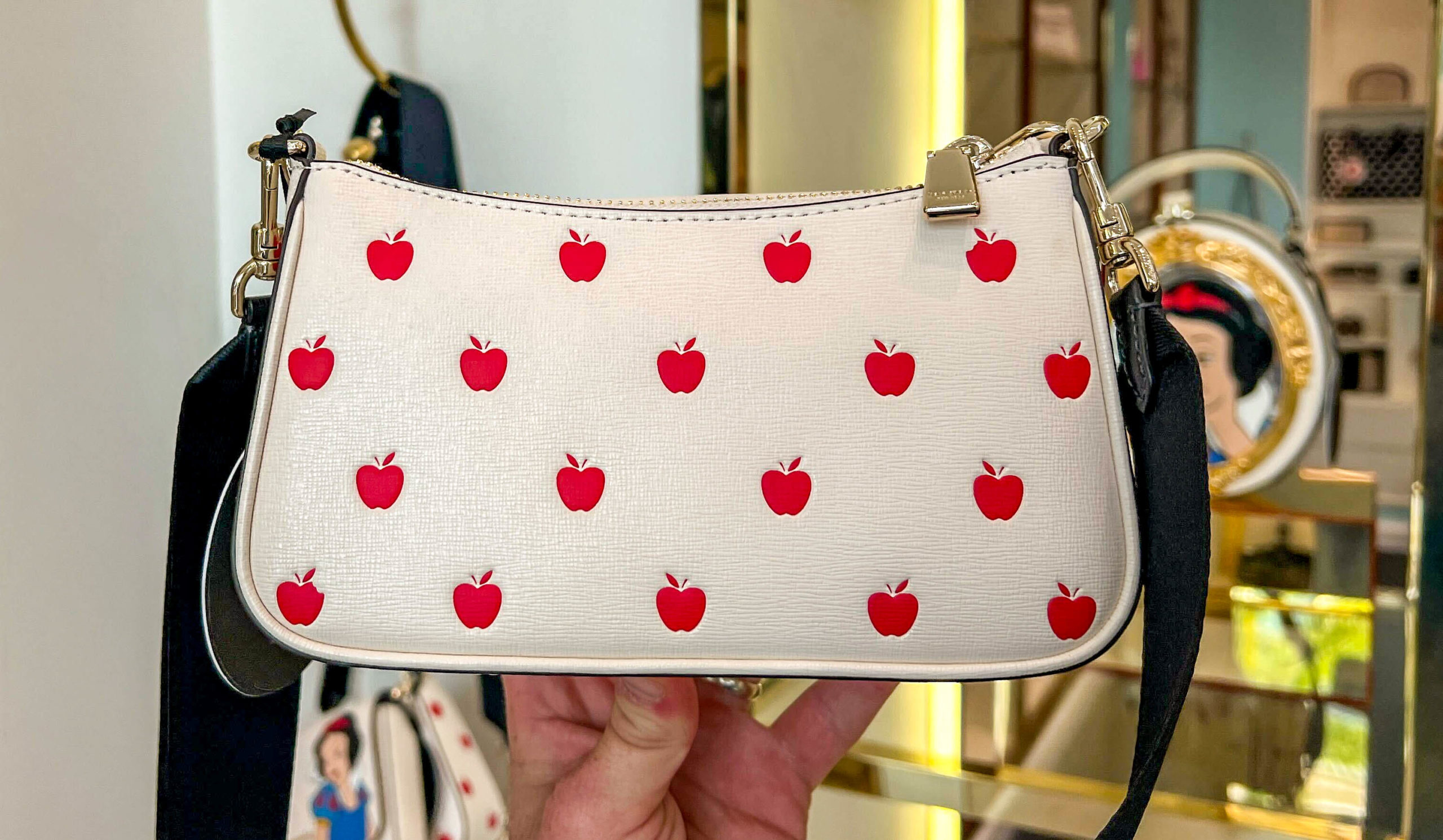 The Alice In Wonderland Kate Spade Collection Is Available On Both Coasts | Kate  spade collection, Kate spade handbags, Kate spade disney