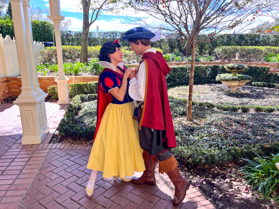 Magic Kingdom Valentine's Day Snow White Prince Charming