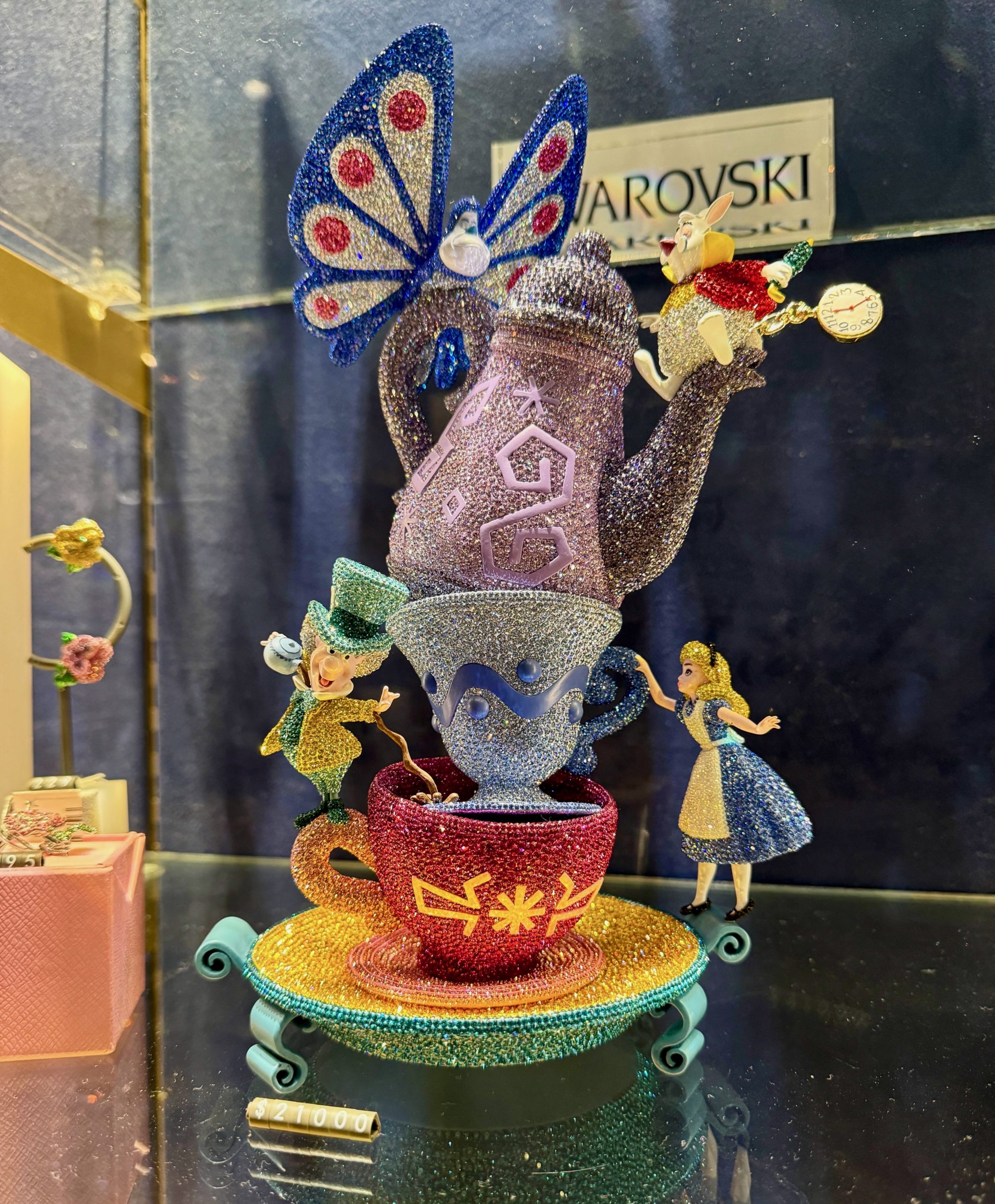 Alice in Wonderland Swarovski Figurine in Magic Kingdom Disney Souvenir