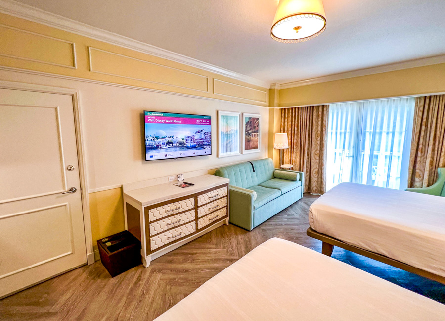 Disney's BoardWalk Inn Resort Standard Room Tour