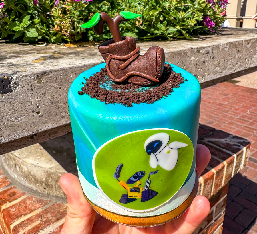 The Plant in The Boot Petit Cake Amorette’s Patisserie Earth Month Disney Springs 2024 Wall E