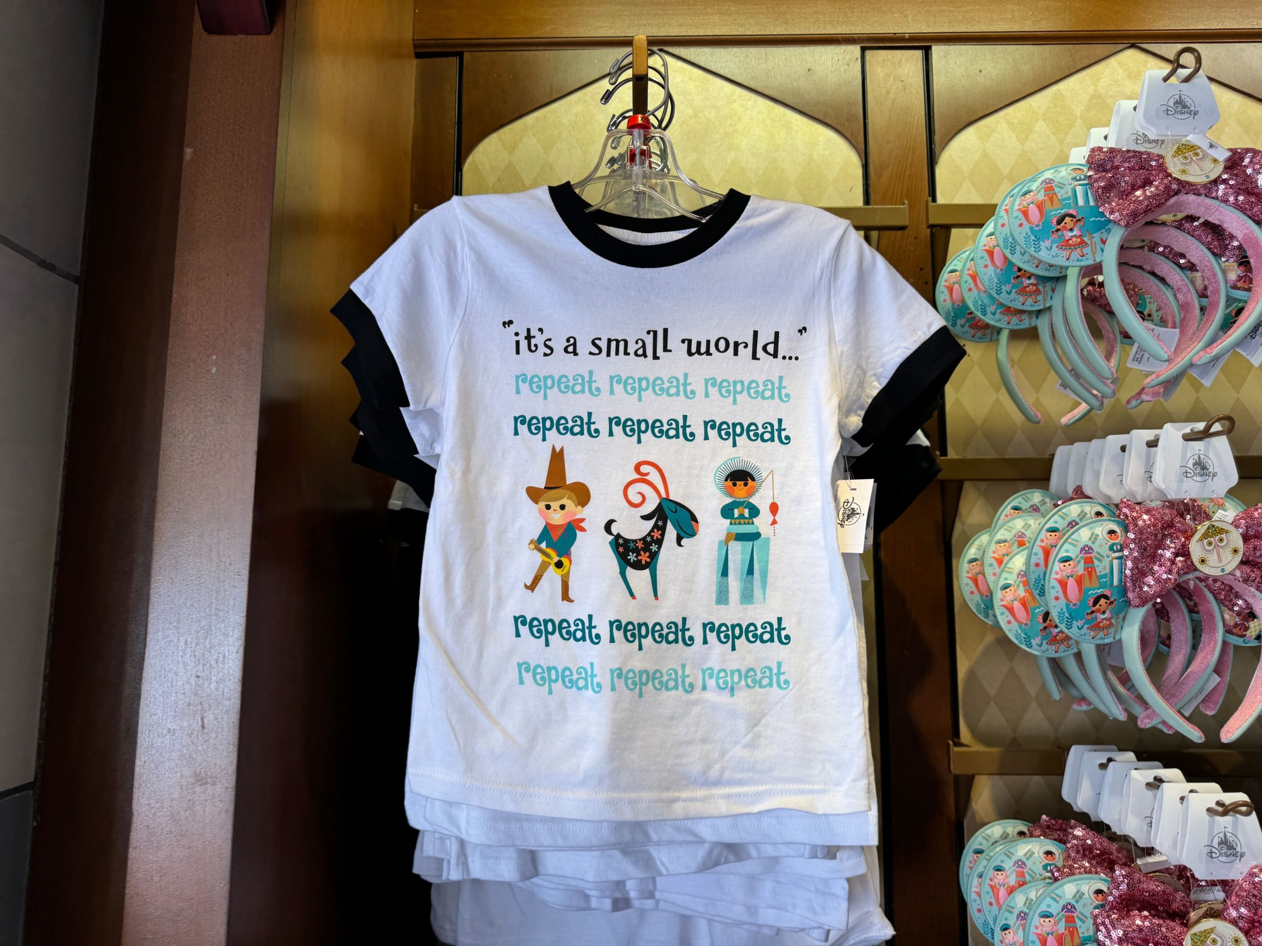 small world apparel ornament game