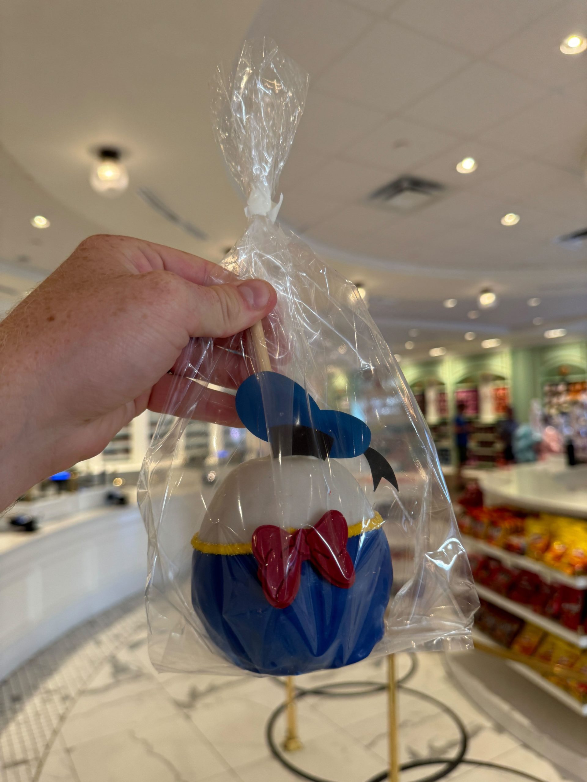 Donald Duck Candy Apple