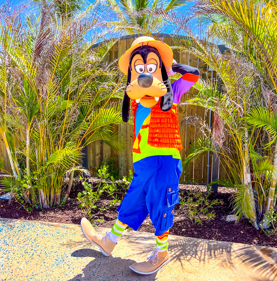Lookout Cay Lighthouse Point Characters Meet and Greet Goofy