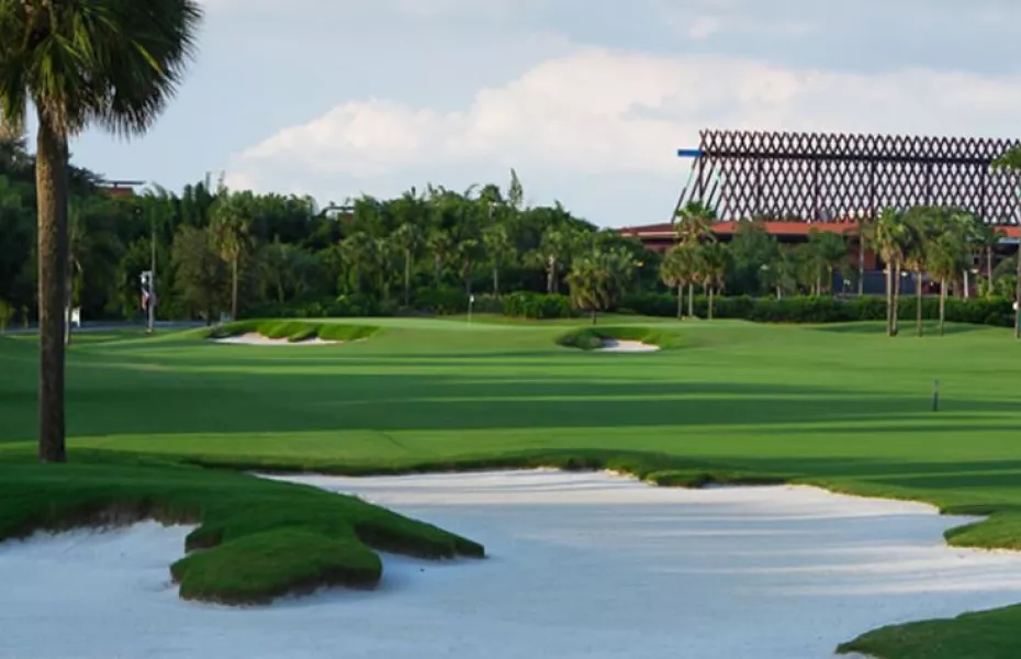 Palm Golf Course located near the Polynesian Resort