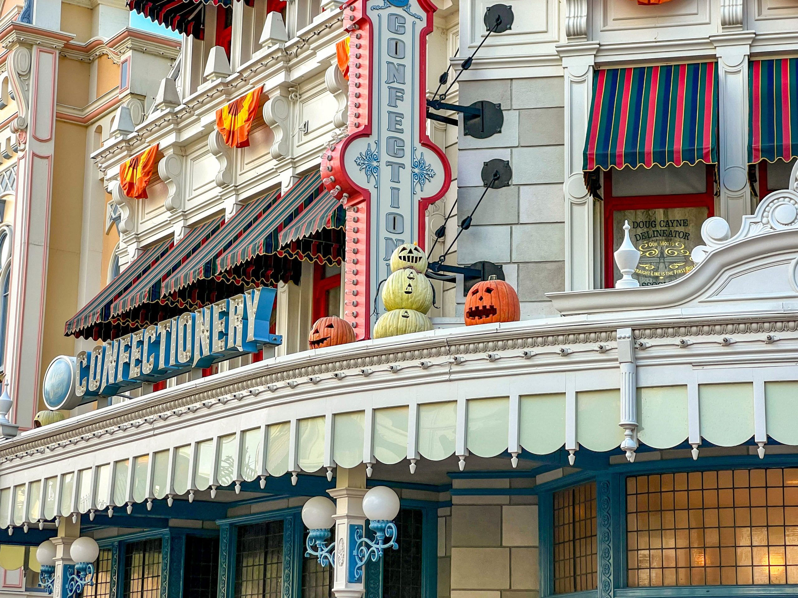 Halloween decor in Magic Kingdom