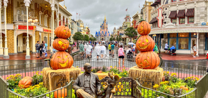 Halloween decorations in Magic Kingdom