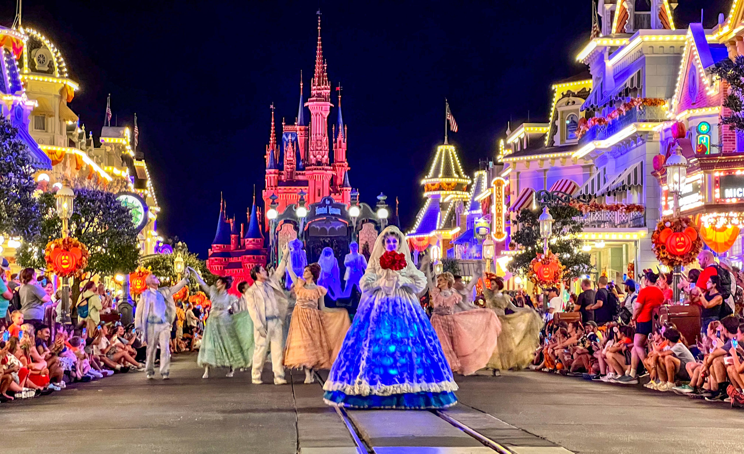 Mickey's Boo-To-You Halloween Parade