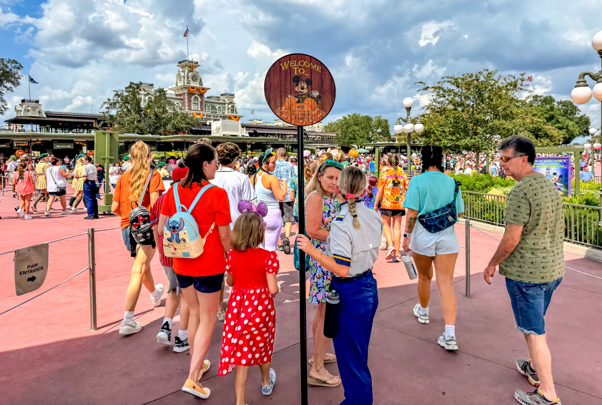 Mickey's Not-So-Scary Halloween Party