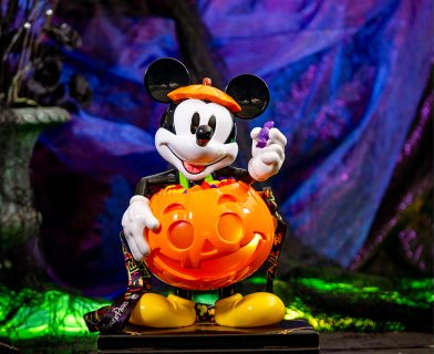 Mickey Disneyland Halloween popcorn bucket