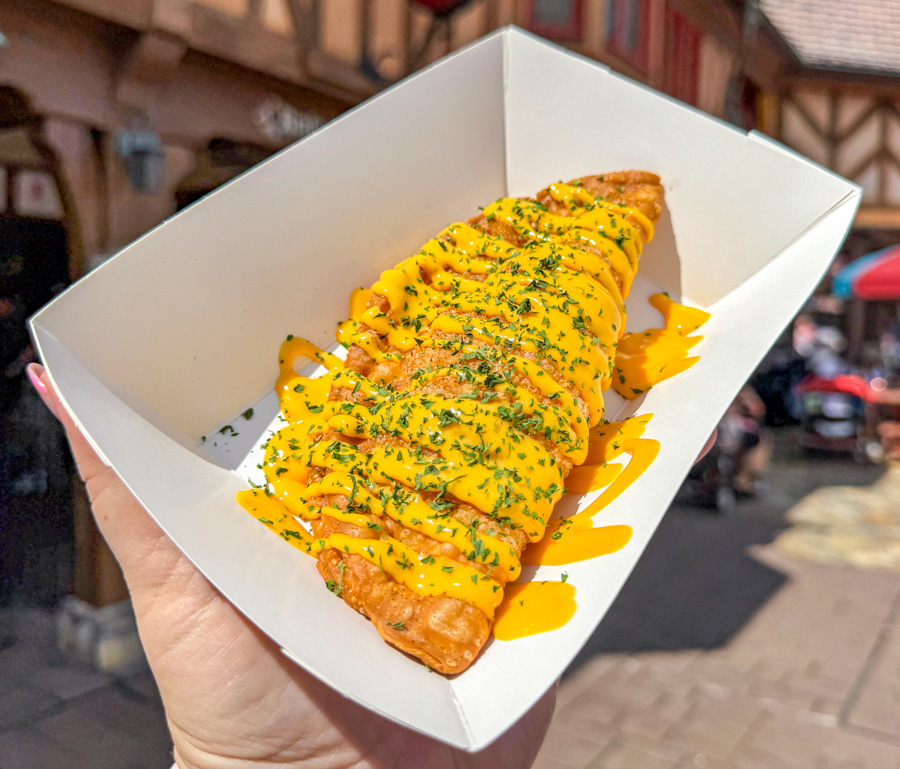 friar's nook mac n cheese hand pie magic kingdom